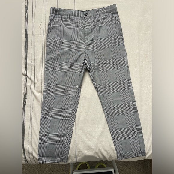 Zanerobe Jumpa Plaid Chino in Grey 32 - Picture 2 of 8
